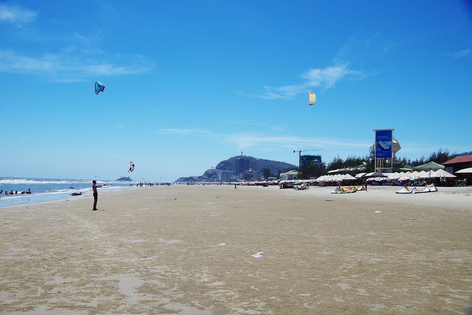 붕따우 밤문화 일정 전 들르는 붕따우 백비치 해변