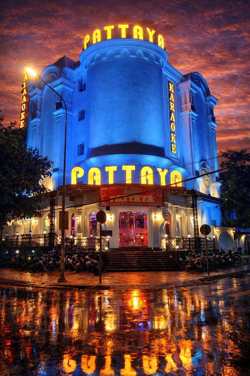 PATTAYA 호치민 가라오케 룸