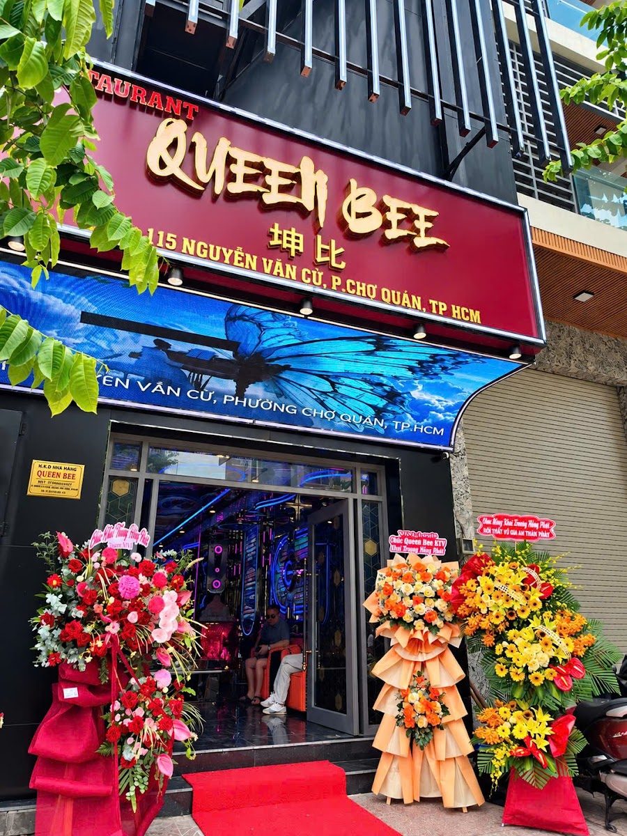 Queen Bee 호치민 가라오케 룸